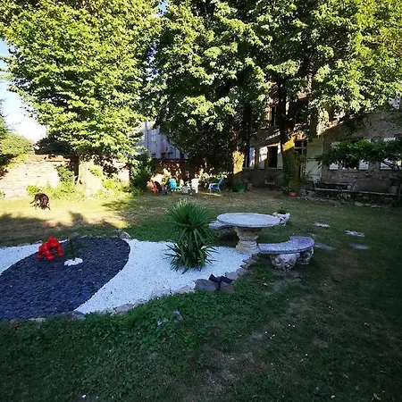 Bastide Du Thore Bed & Breakfast *