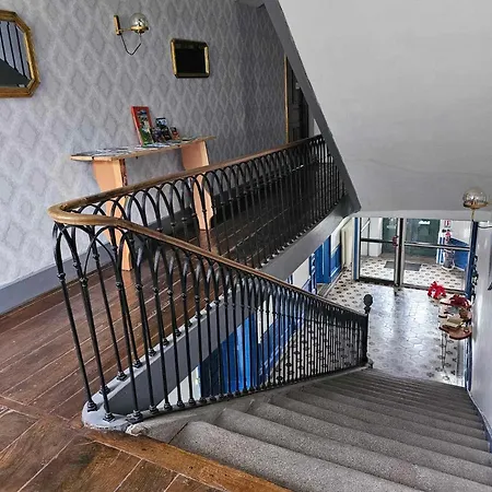 فندق مبيت وإفطار Bastide Du Thore 3*